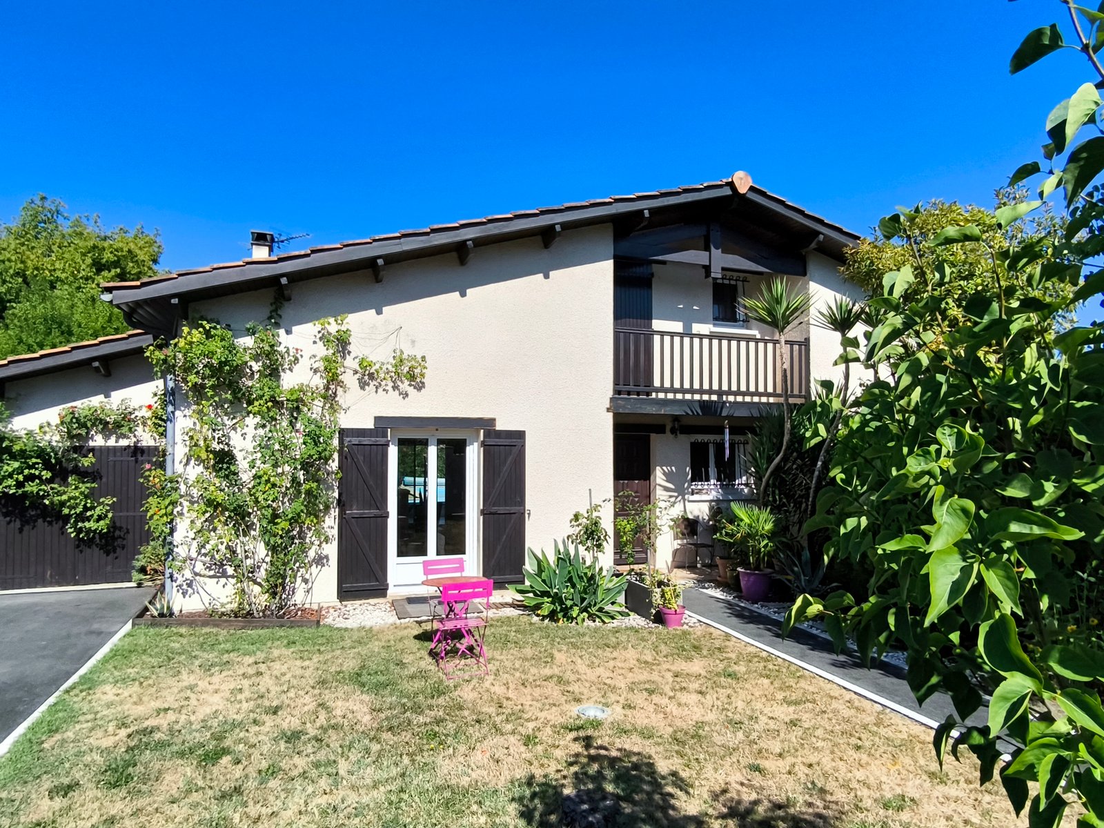 Maison familiale 171 m² avec piscine – Pessac – Terrain 850 m²