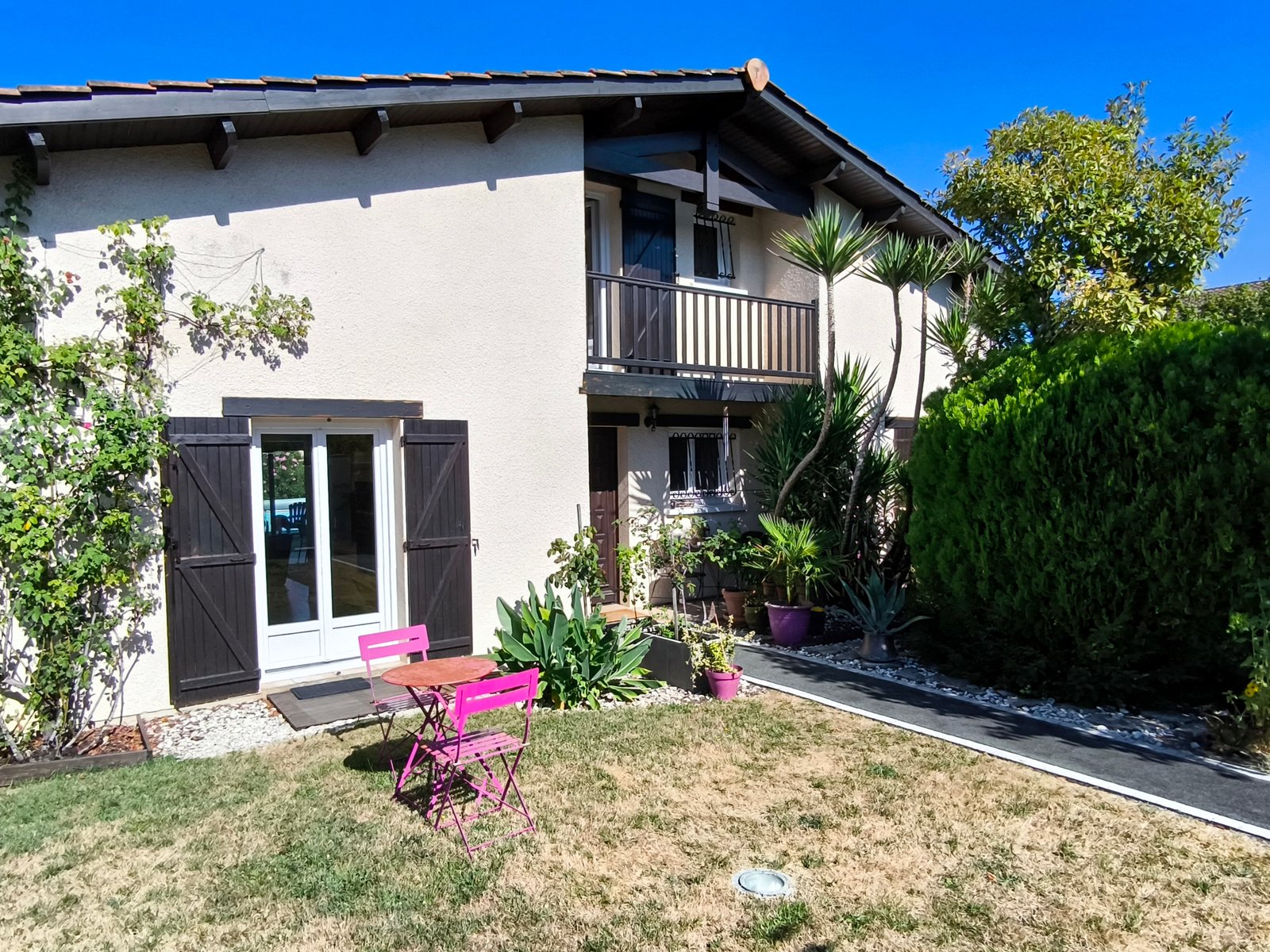 Maison familiale 171 m² avec piscine – Pessac – Terrain 850 m²