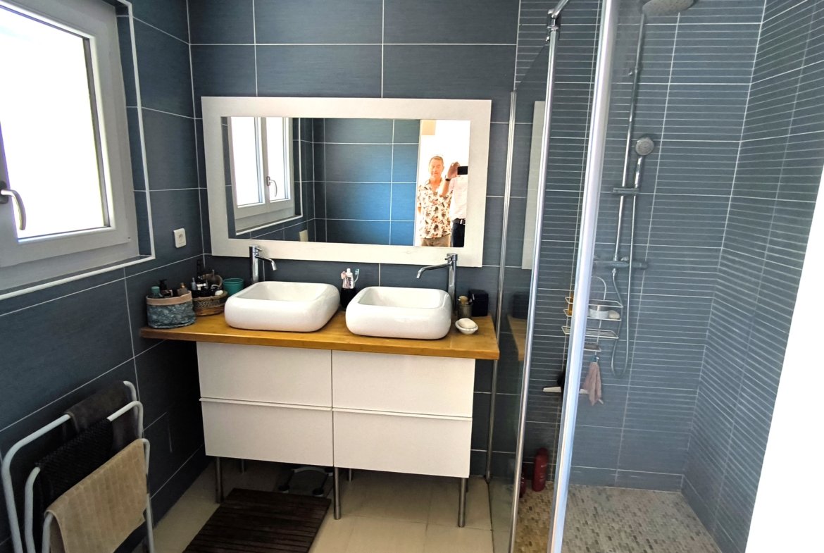 Maison familiale 171 m² avec piscine – Pessac – Terrain 850 m²